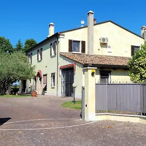 https://chez-barnie-favoloso-appartamento-privato-in-villa.emilia-romagnahotels.net