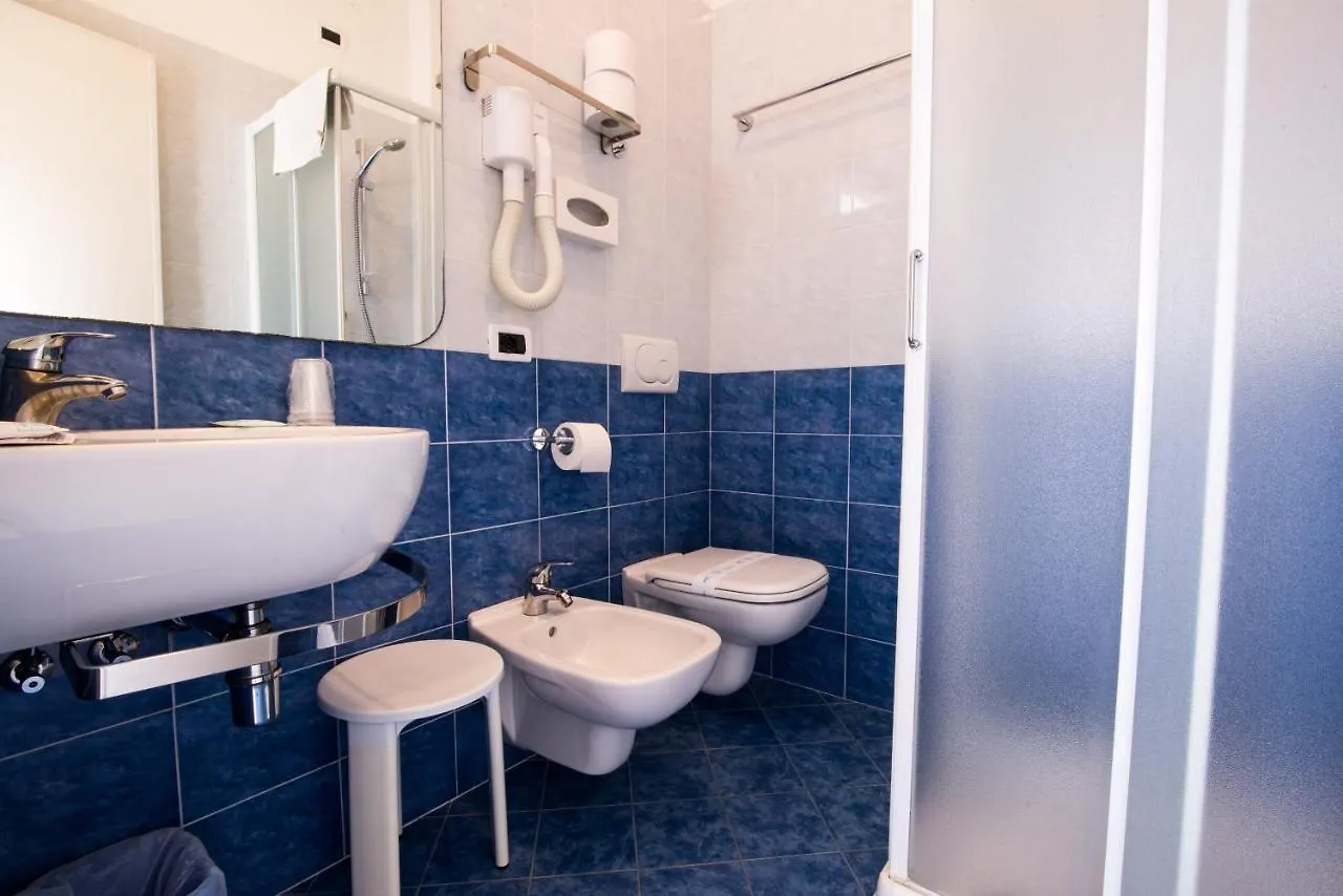 Hotel Caraibi Rimini 3*,